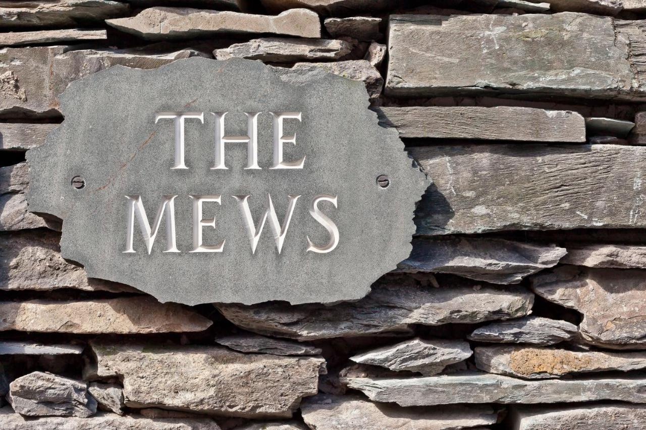 The Mews Boutique Deluxe Apartments, Sleep 2-6 People , Central Location, Free Parking ウィンダミア エクステリア 写真